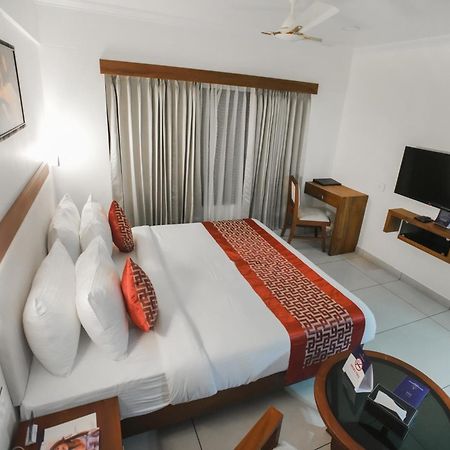 Kkm International Hotel Thiruvananthapuram Exterior foto