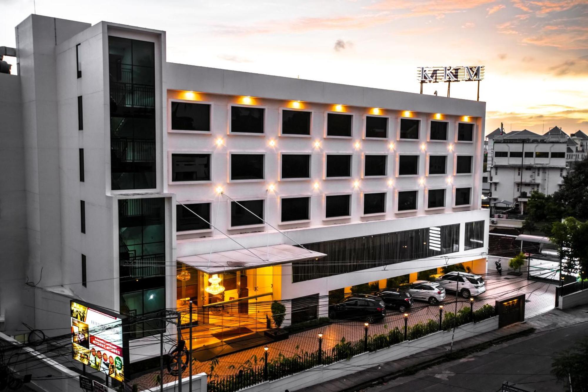 Kkm International Hotel Thiruvananthapuram Exterior foto